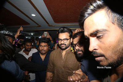 Jawaan Premiere show at Sriramulu Theater